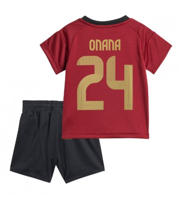 Belgien Amadou Onana #24 Replika Babytøj Hjemmebanesæt Børn EM 2024 Kortærmet (+ Korte bukser)